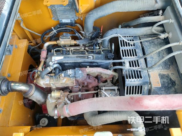 發(fā)動(dòng)機(jī)整體俯視（整機(jī)外觀）