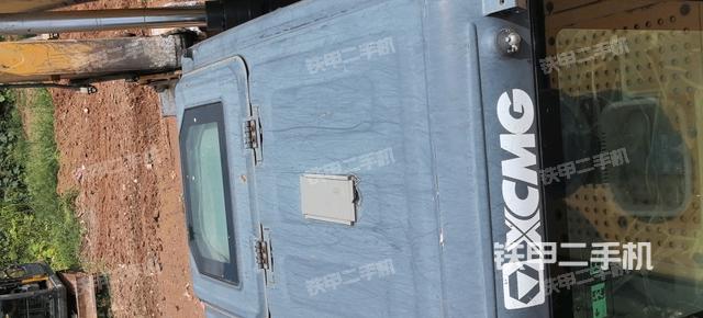 驾驶室顶部（整机外观）