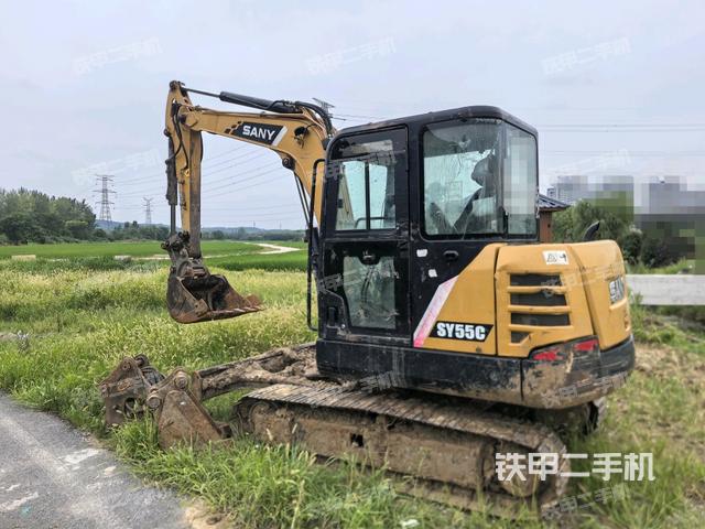 驾驶室顶部（整机外观）