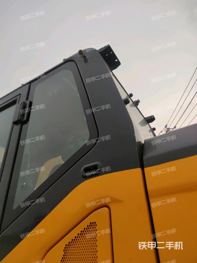 驾驶室左后45度（驾驶室部分）