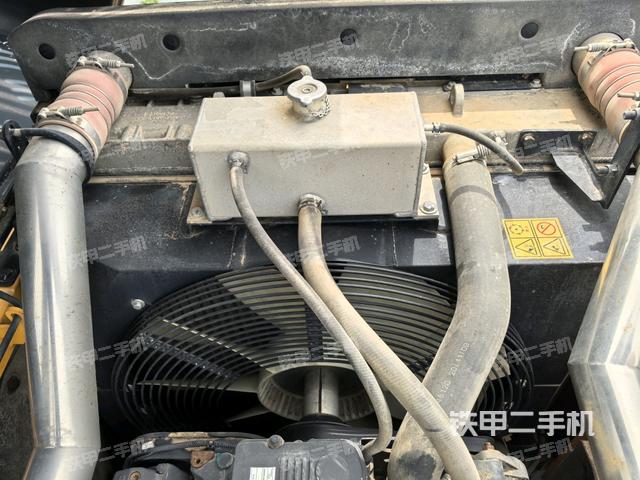 水箱+风扇特写（上车部件）