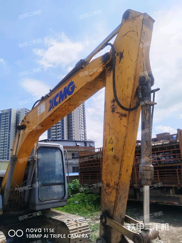 小臂整体左后（工作和回转装置）