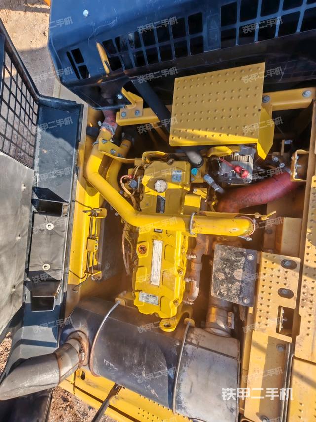 发动机整体俯视（整机外观）