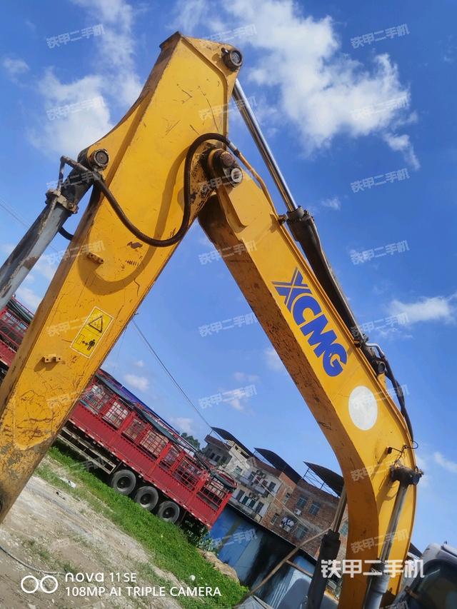 大臂整体 右侧（工作和回转装置）