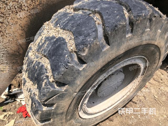 左后轮（行走机构）