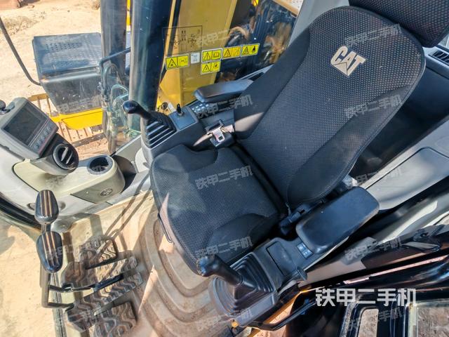 驾驶室整体（整机外观）