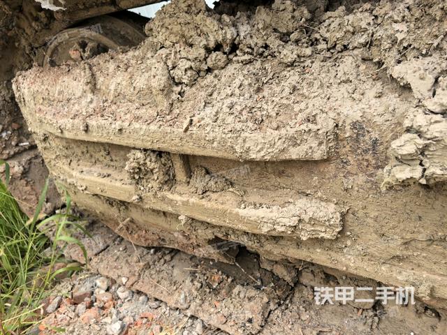 右侧履带整体（行走机构）