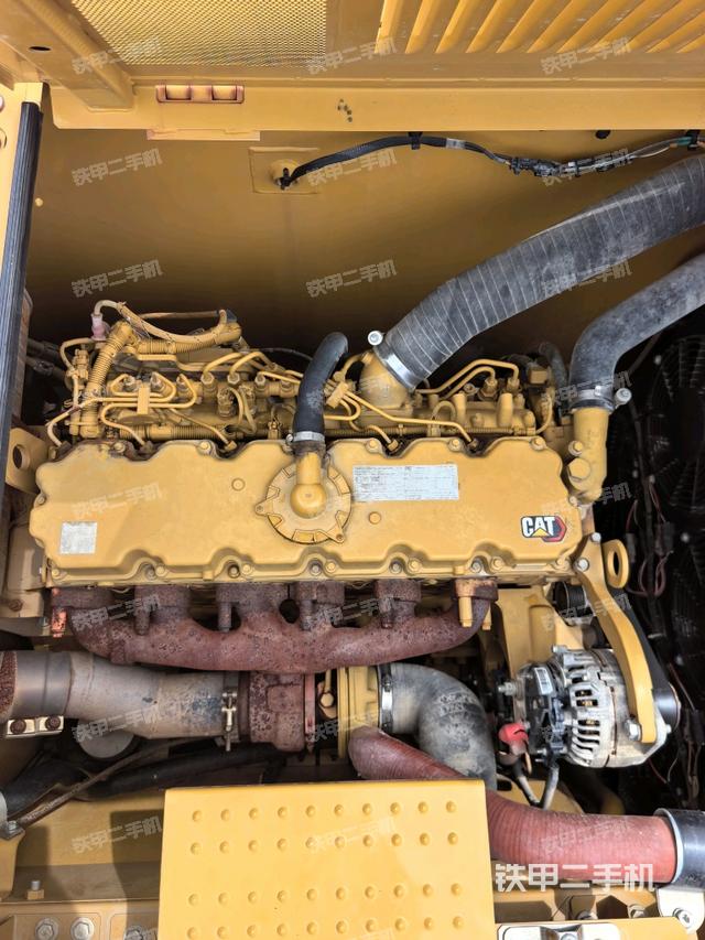 发动机整体俯视（整机外观）