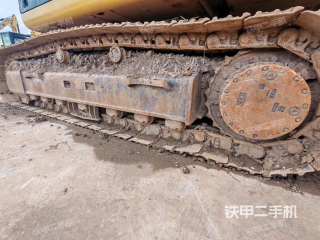 单侧履带整体（整机外观）