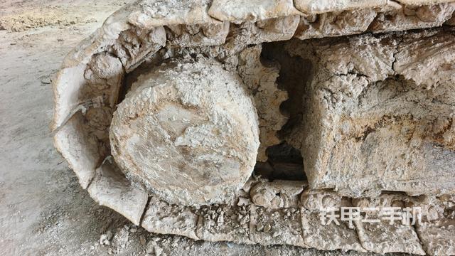 左驱动轮（行走机构）