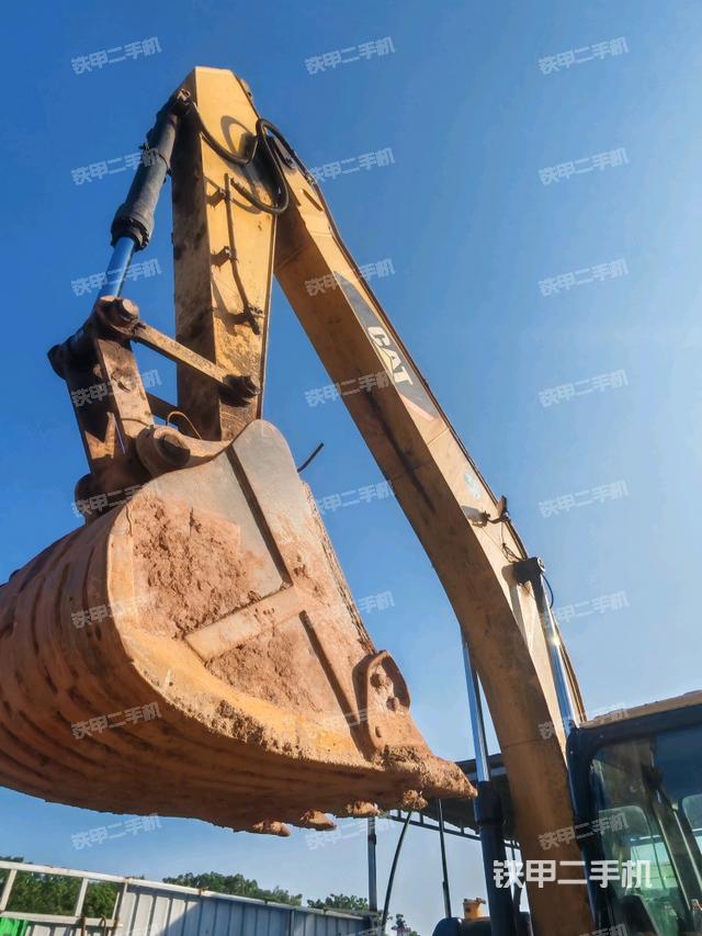 大臂整體?右側(cè)（工作和回轉(zhuǎn)裝置）