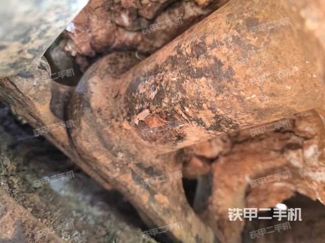 右侧履带整体（行走机构）