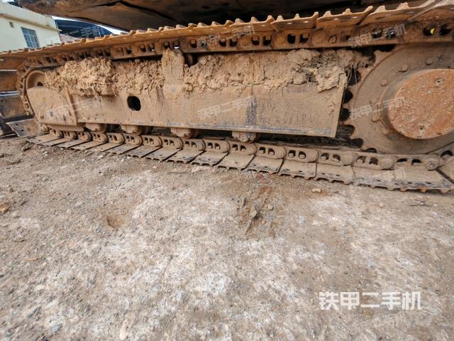 单侧履带整体（整机外观）