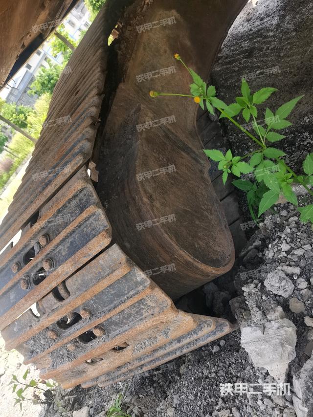 右侧行走马达盖板（行走机构）