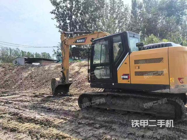 驾驶室顶部（整机外观）