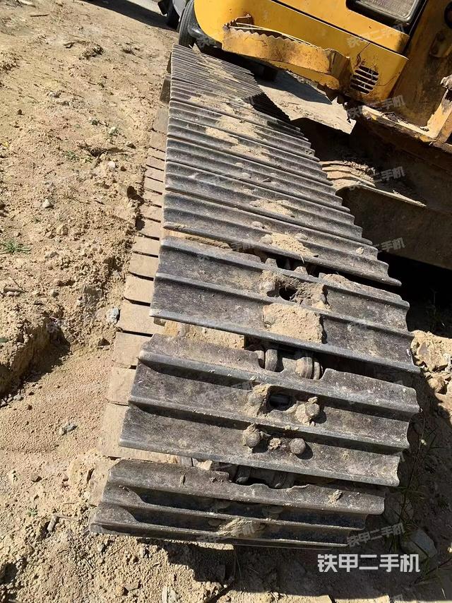 单侧履带整体（整机外观）