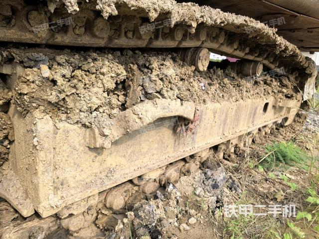 左側(cè)行走馬達(dá)蓋板（行走機構(gòu)）