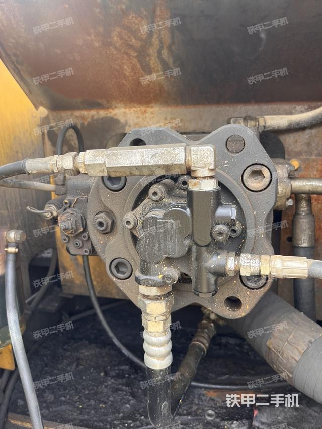 液压泵室（大件舱室）