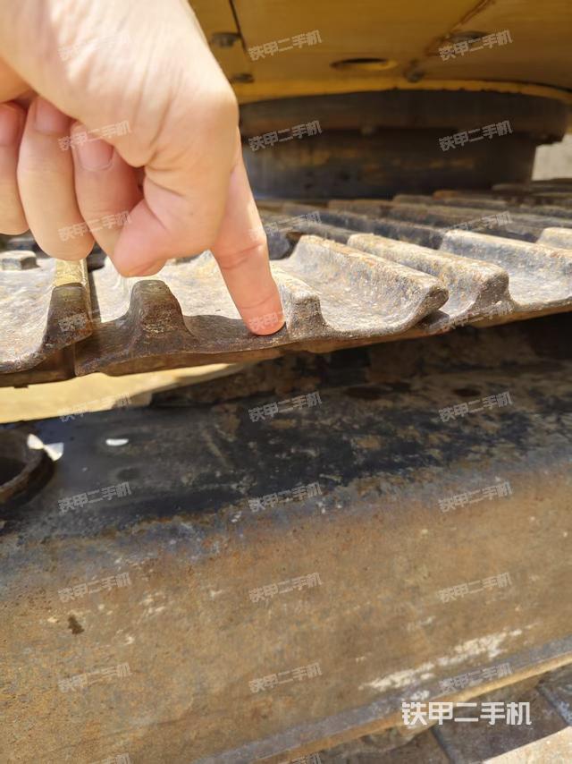 单侧履带整体（整机外观）