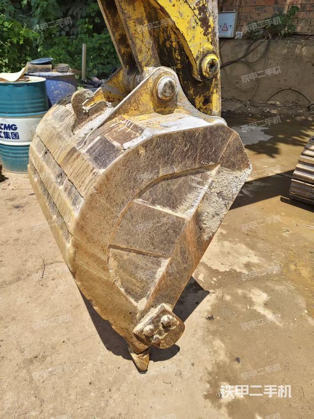 驾驶室整体（整机外观）