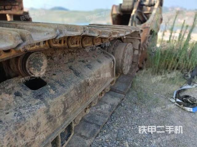 左側(cè)履帶整體?（行走機(jī)構(gòu)）