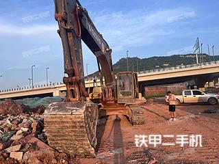 沃尔沃EC350D挖掘机实拍图片