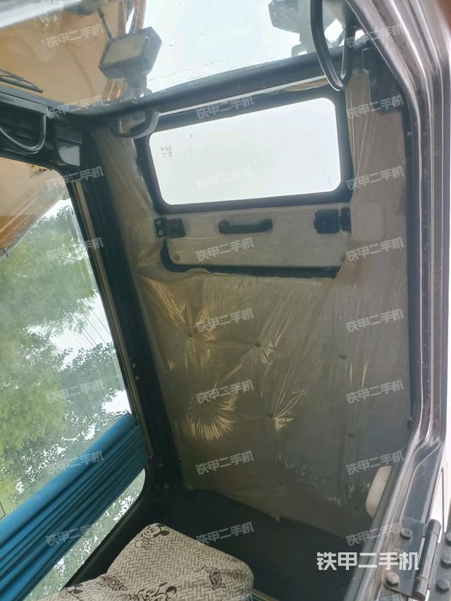 驾驶室顶部俯视（上车部件）