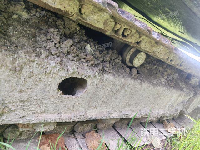 左侧行走马达盖板（行走机构）