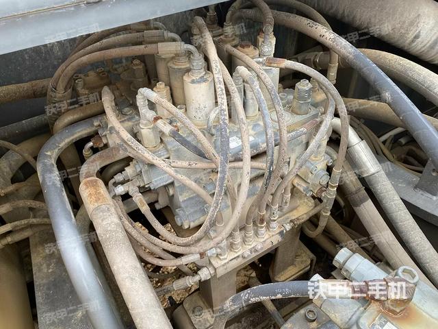 分配閥（上車部件）