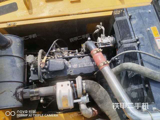 发动机室（上车部件）