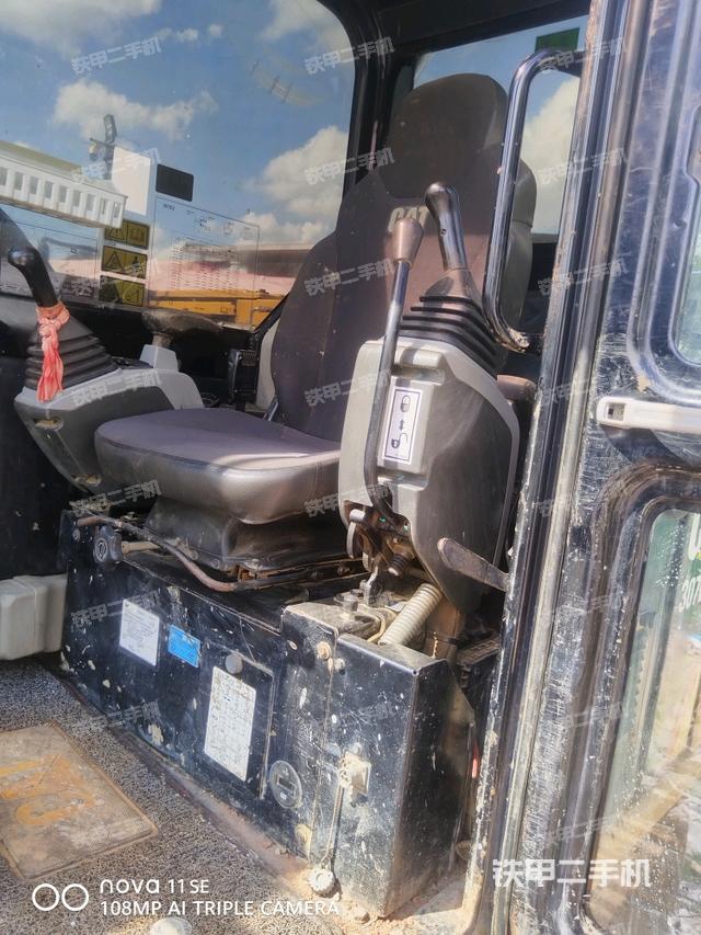 顶棚整体（驾驶室部分）