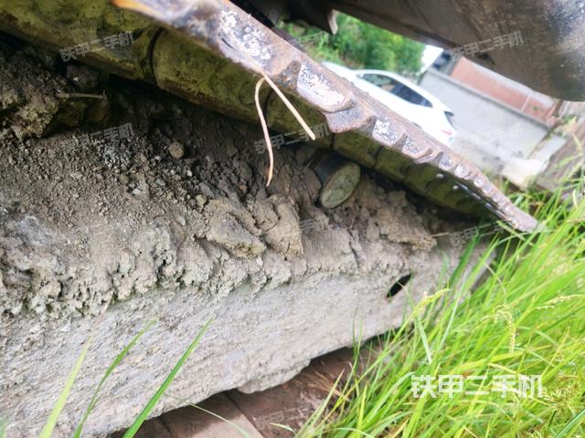 右侧行走马达盖板（行走机构）