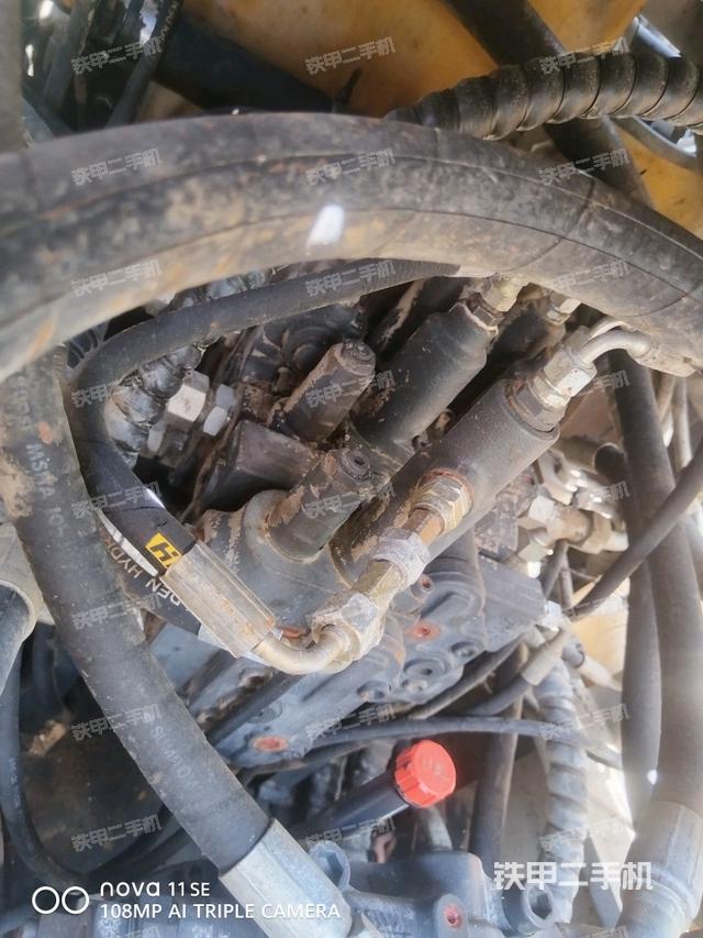 驾驶室顶部俯视（上车部件）