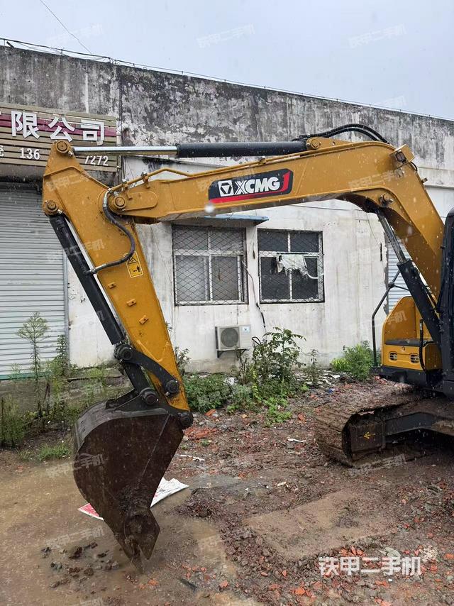 大臂整体 右侧（工作和回转装置）