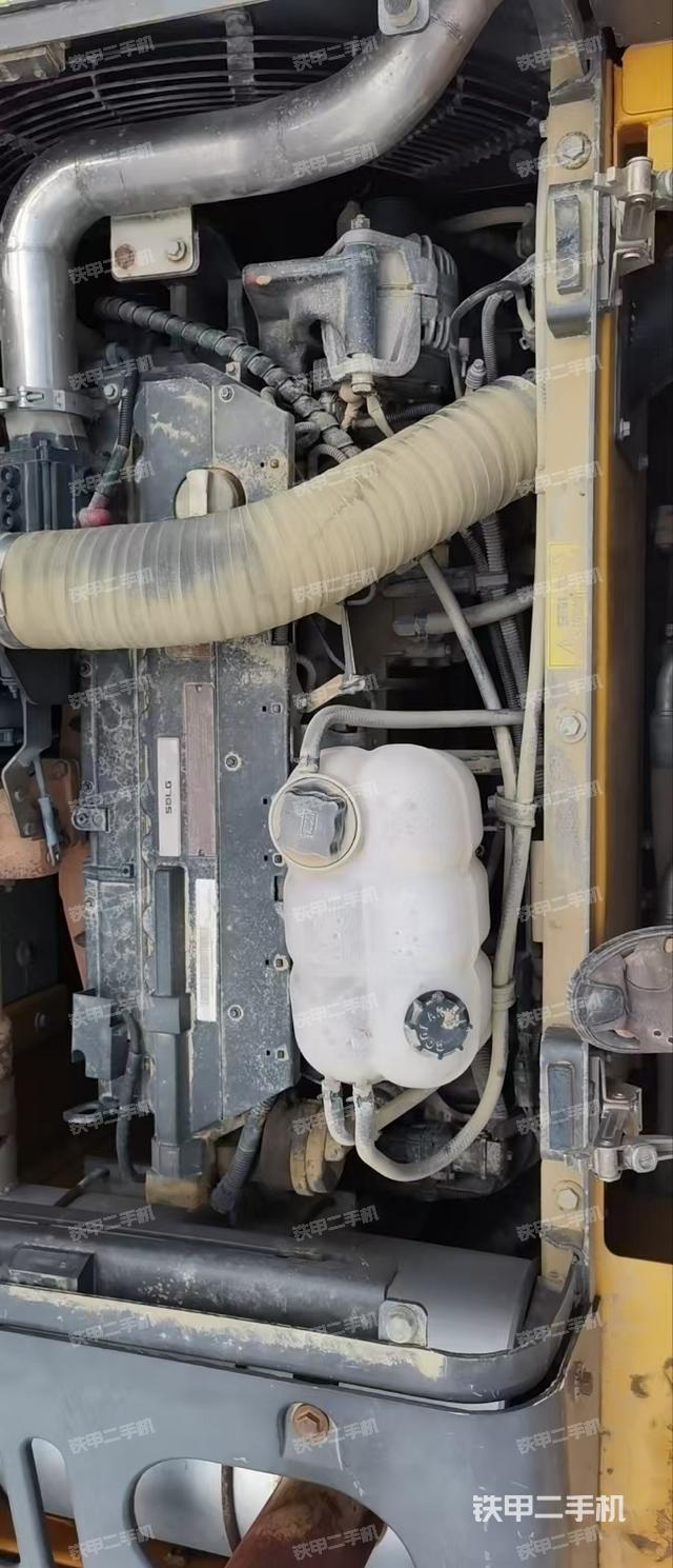 发动机整体俯视（整机外观）