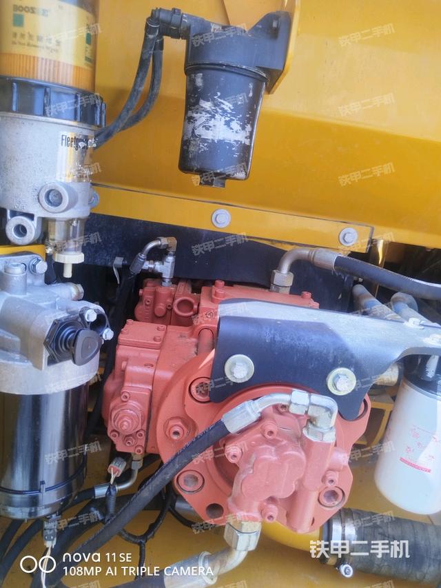 液压泵斜45 左（大件舱室）