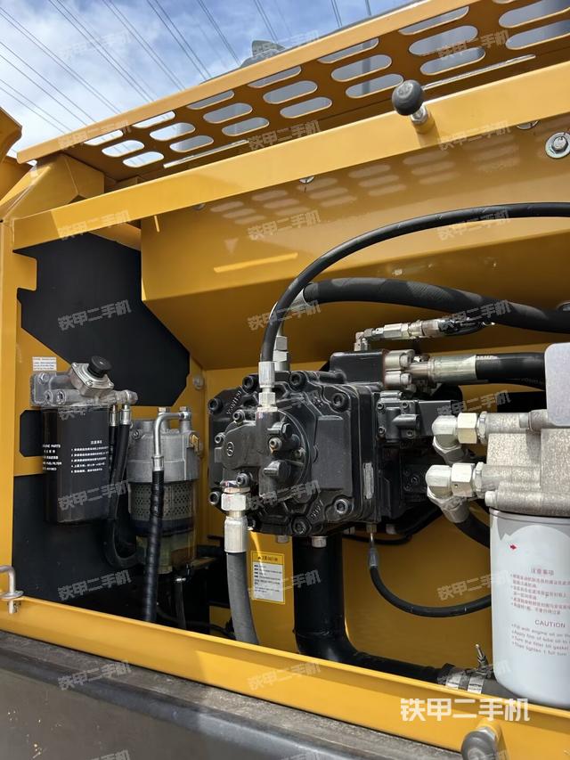 液压泵室（大件舱室）