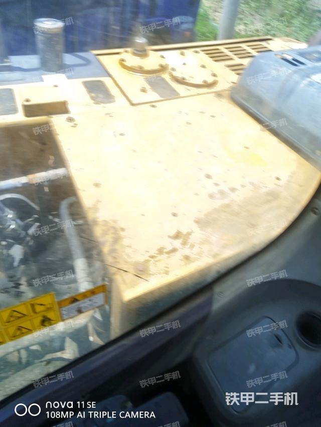 驾驶室正侧（驾驶室部分）