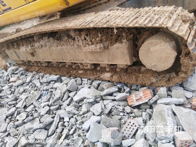 左侧履带整体 （行走机构）