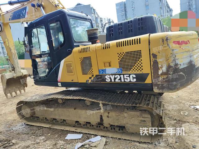 三一重工SY215C挖掘机