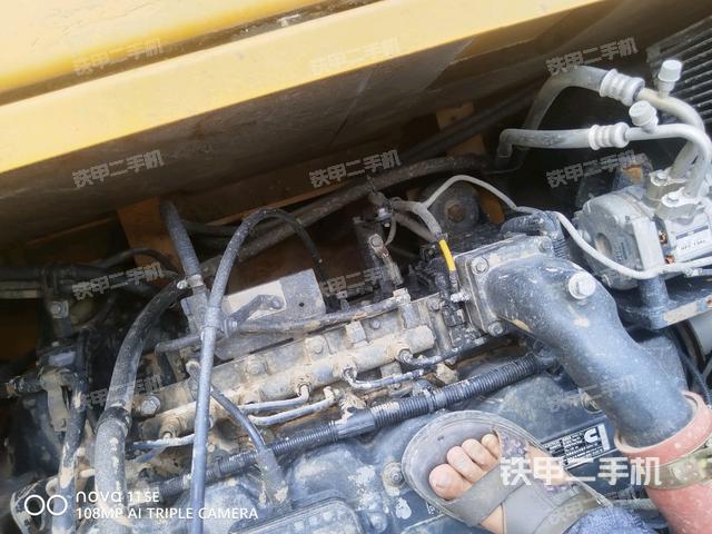 气门室盖螺丝特写（上车部件）