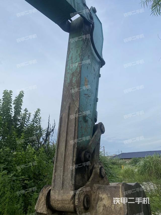 小臂整體左后（工作和回轉裝置）