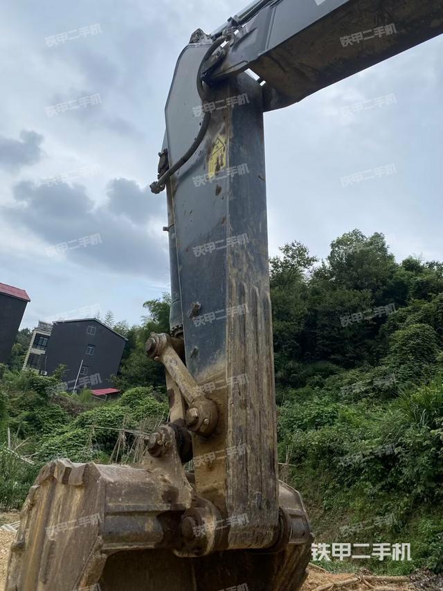 小臂整體左后（工作和回轉(zhuǎn)裝置）