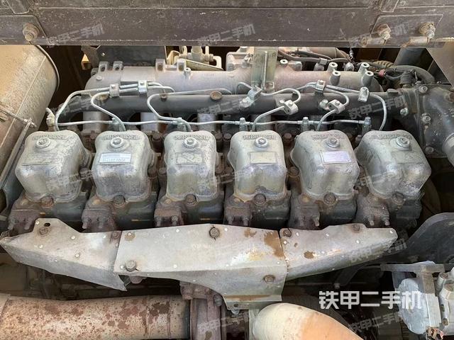 发动机整体俯视（整机外观）