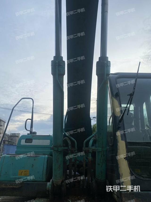 大臂油缸整體?豎拍（工作和回轉裝置）