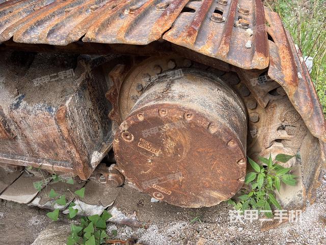 左侧履带整体 （行走机构）