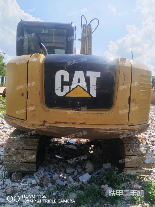 转盘和下车架正前（工作和回转装置）