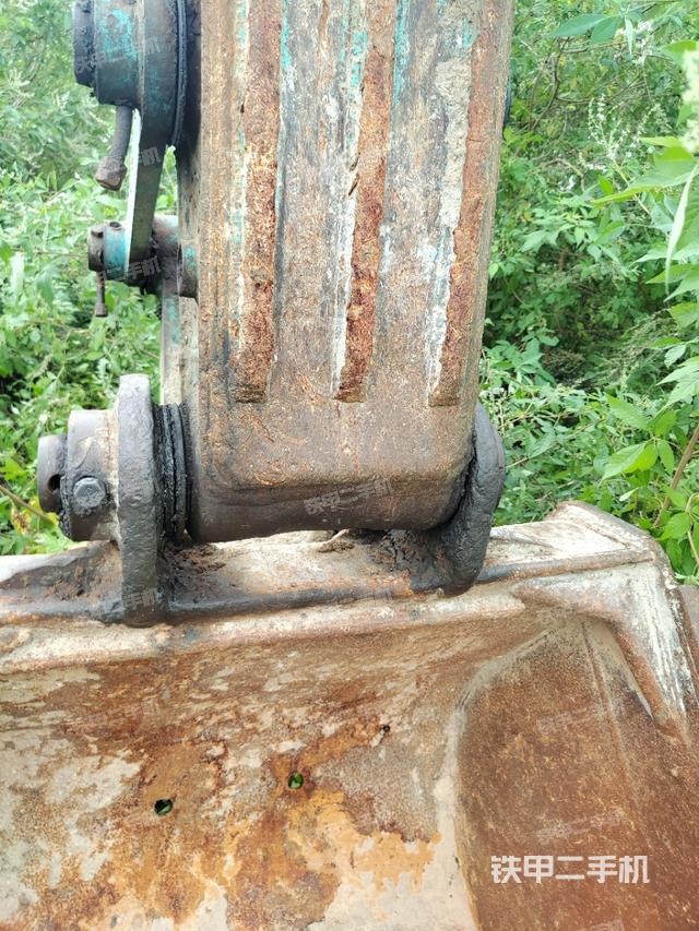 小臂整体右前（工作和回转装置）