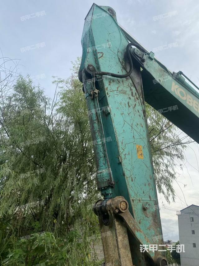 小臂整體右前（工作和回轉裝置）