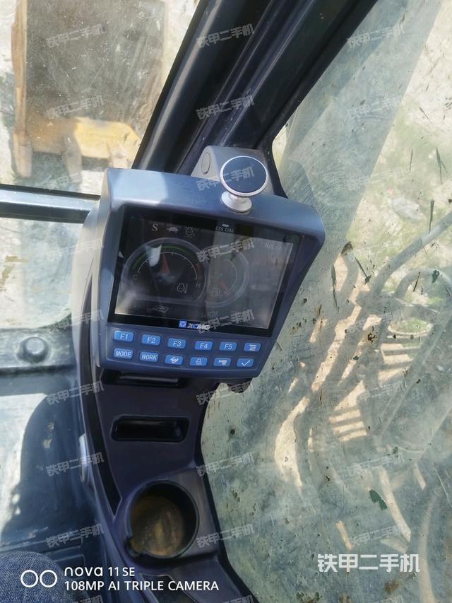 显示屏 （驾驶室部分）